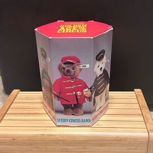 Circus Band Crocodile Bandsman Steiff Golden Age of the Circus Button in Ear NIB